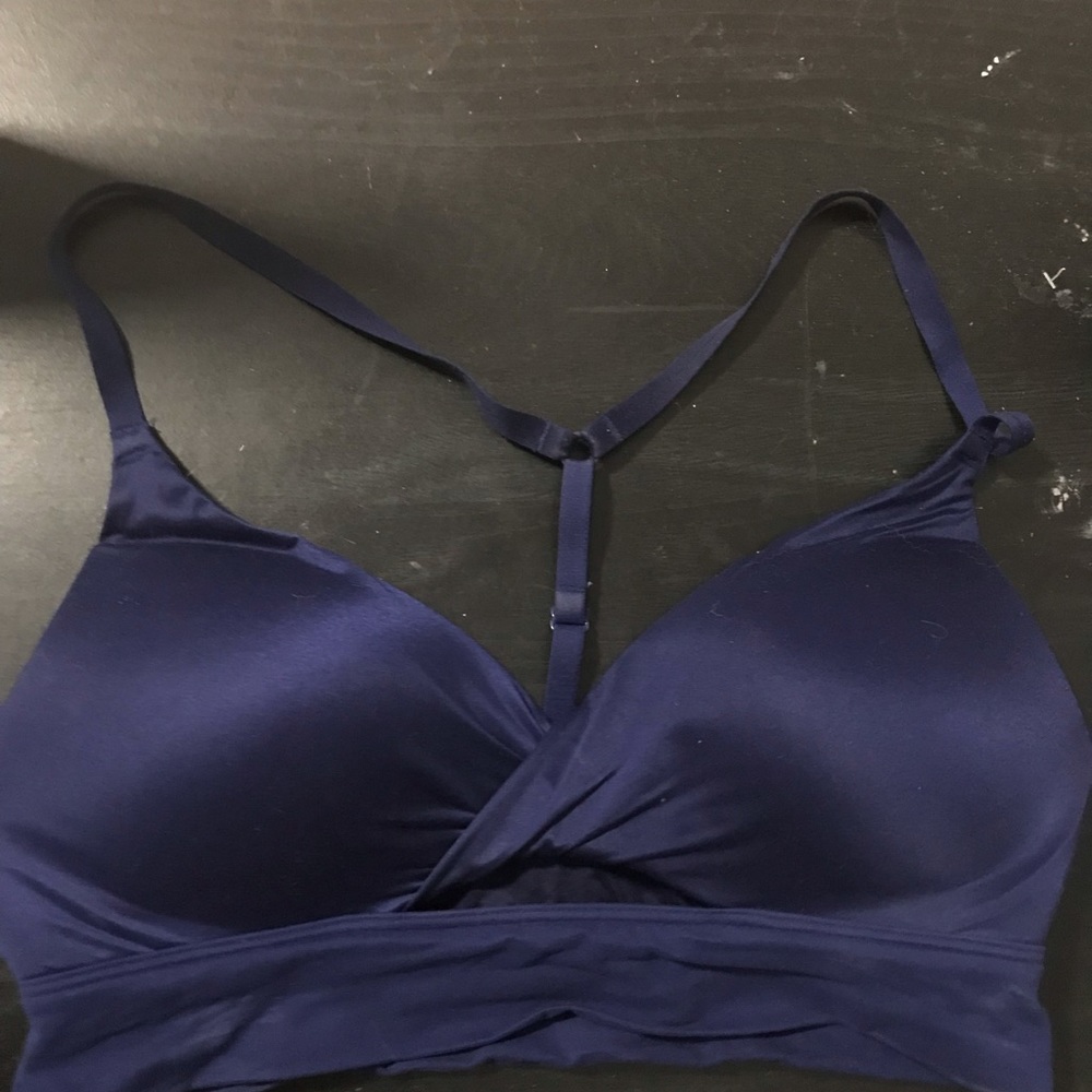 Victoria’s Secret no wire 32c bra
